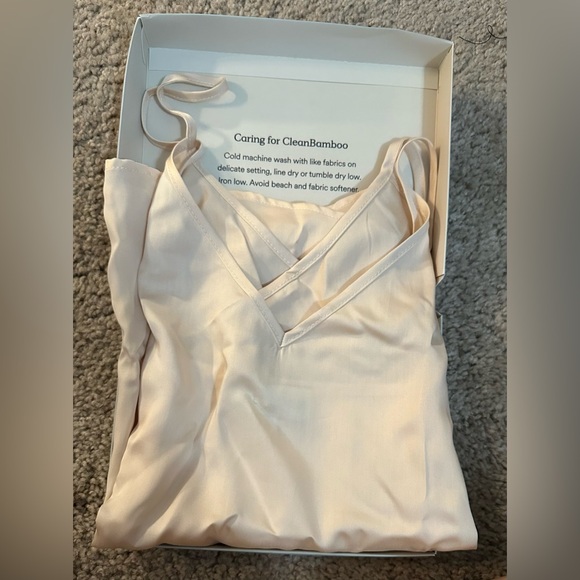 NIB Ettitude Sateen Cami Oat. Size L - Picture 3 of 9